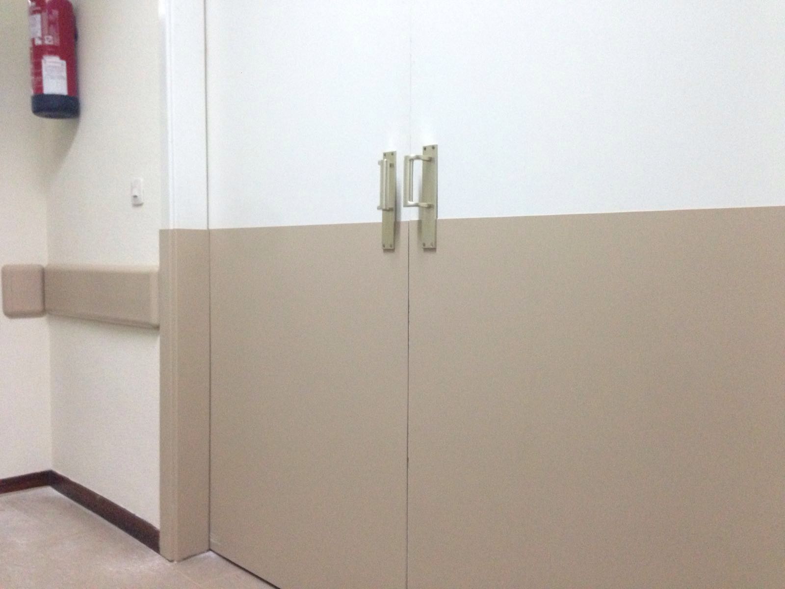 door-frame-protection-hospital